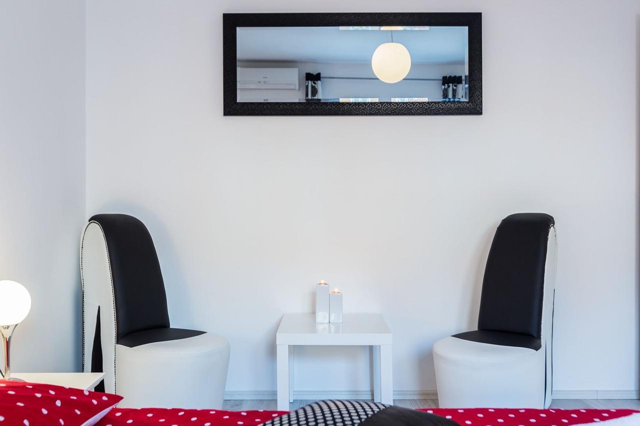Fifi Apartment W. Parking In Old Town Zadar Exteriör bild
