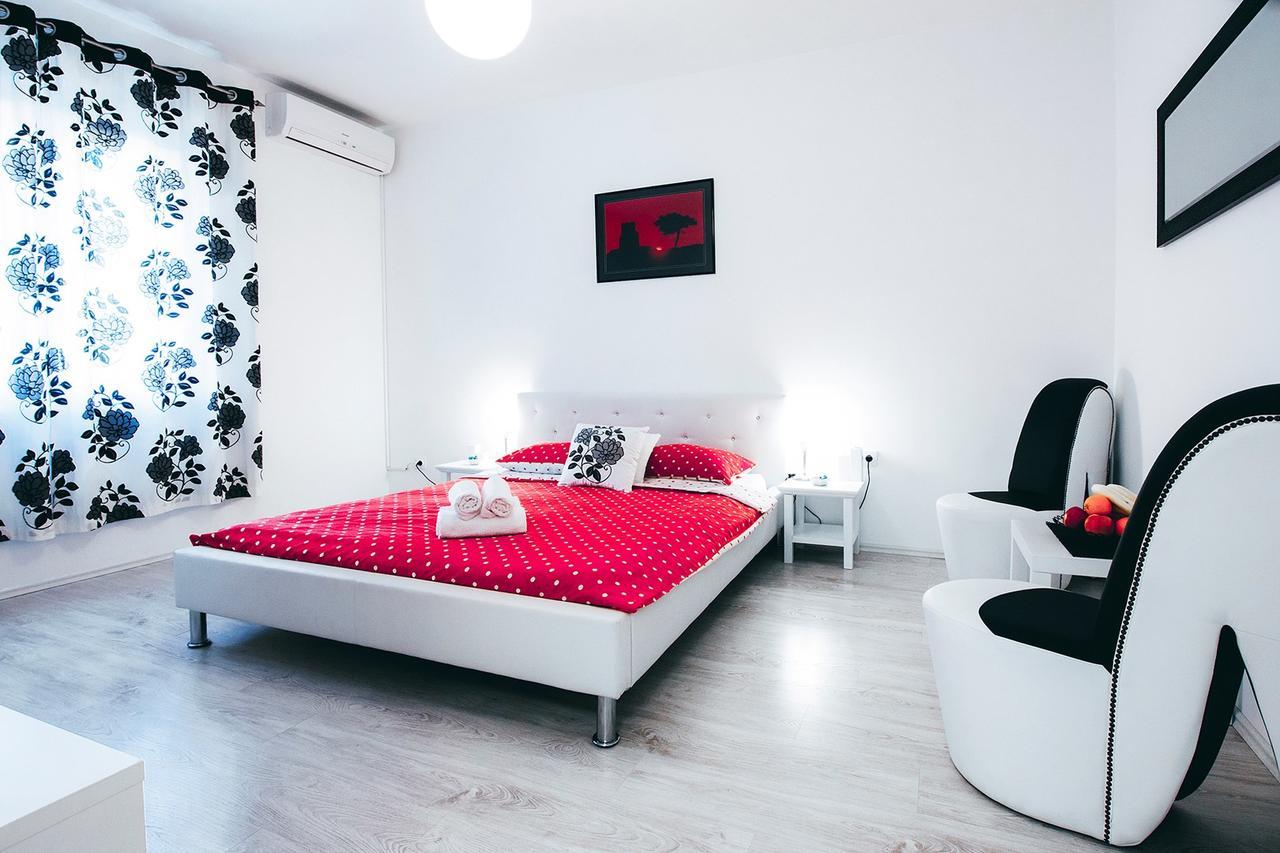 Fifi Apartment W. Parking In Old Town Zadar Exteriör bild