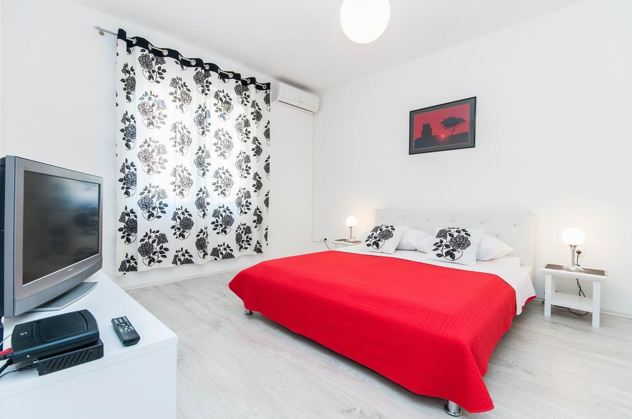 Fifi Apartment W. Parking In Old Town Zadar Exteriör bild